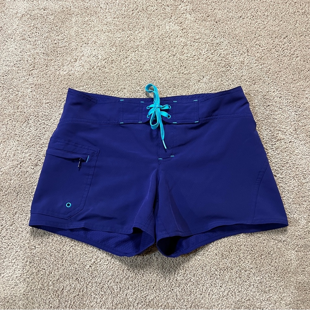 Women’s Athleta Board Shorts Size 2 PURPLE